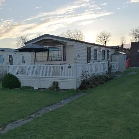 Cornwall Cornwall-Chapmanswell Caravan Holiday Park A30 B&B Bed And Breakfast #41 Лонсестон Экстерьер фото